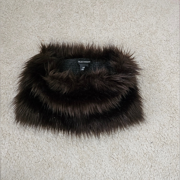 Club Monaco infinity fur scarf - Picture 1 of 7